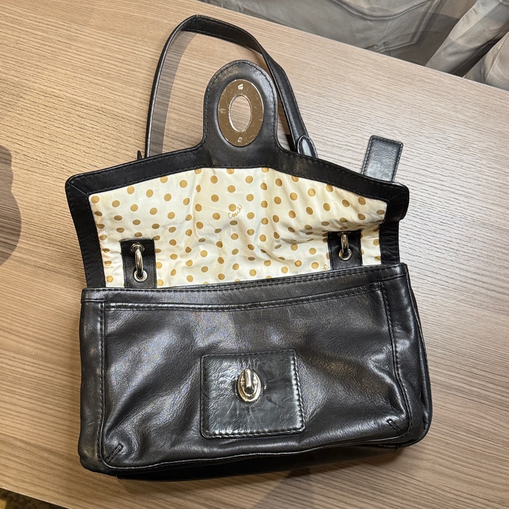 Coach Black Leather Shoulder Bag - Picture 4 of 10